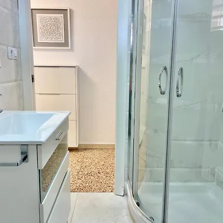 At Caballos, Sea View With Pool And Parking